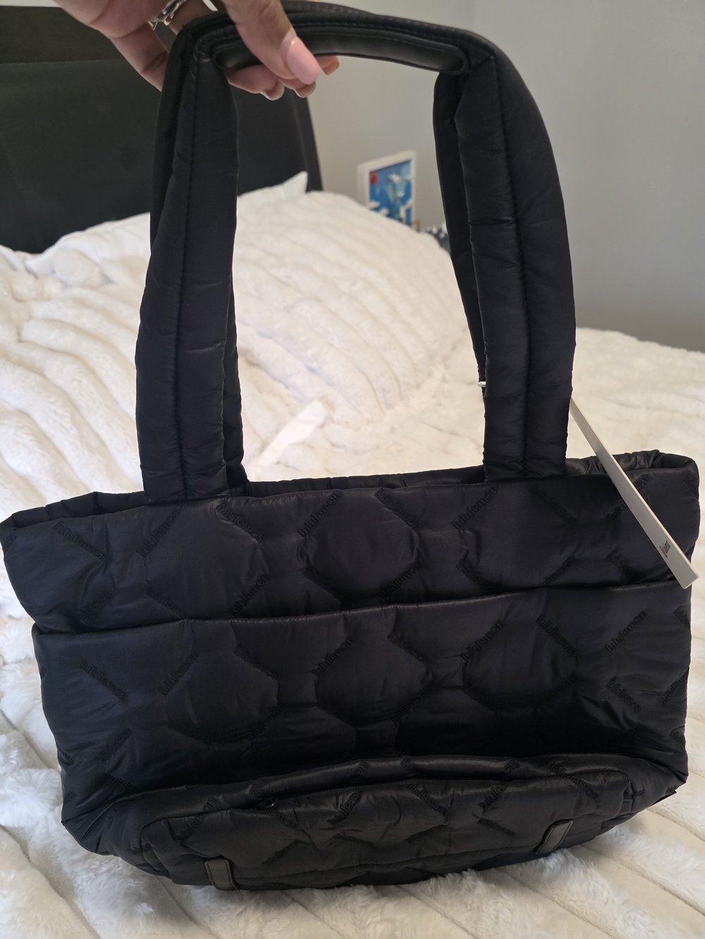 Lululemon Quilty Pleasures Tote BagMedium 12L - Picture 9 of 9